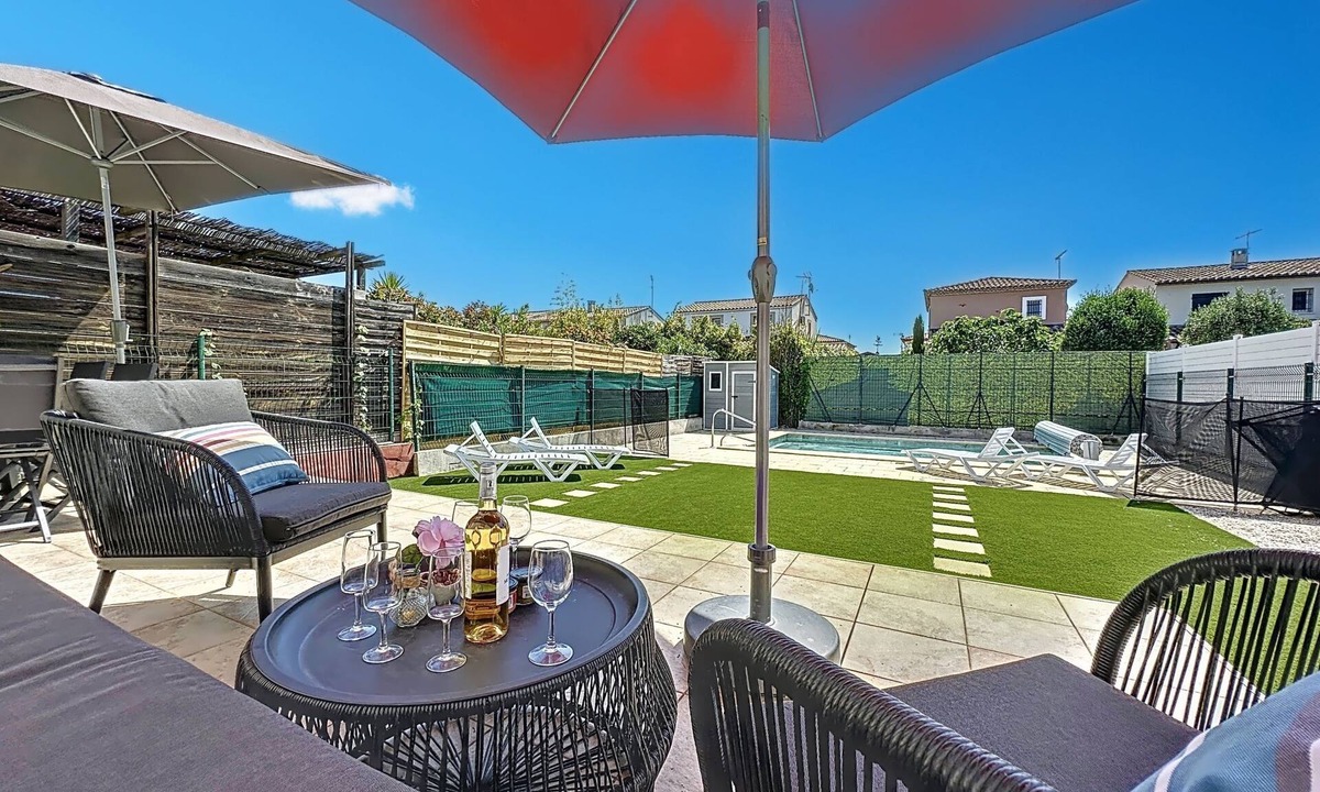 Aigues-Mortes House | Les Lauriers by Interhome