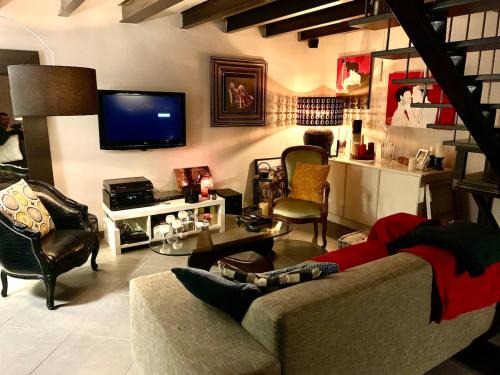 Grezes Apartment | Les lauriers du loft