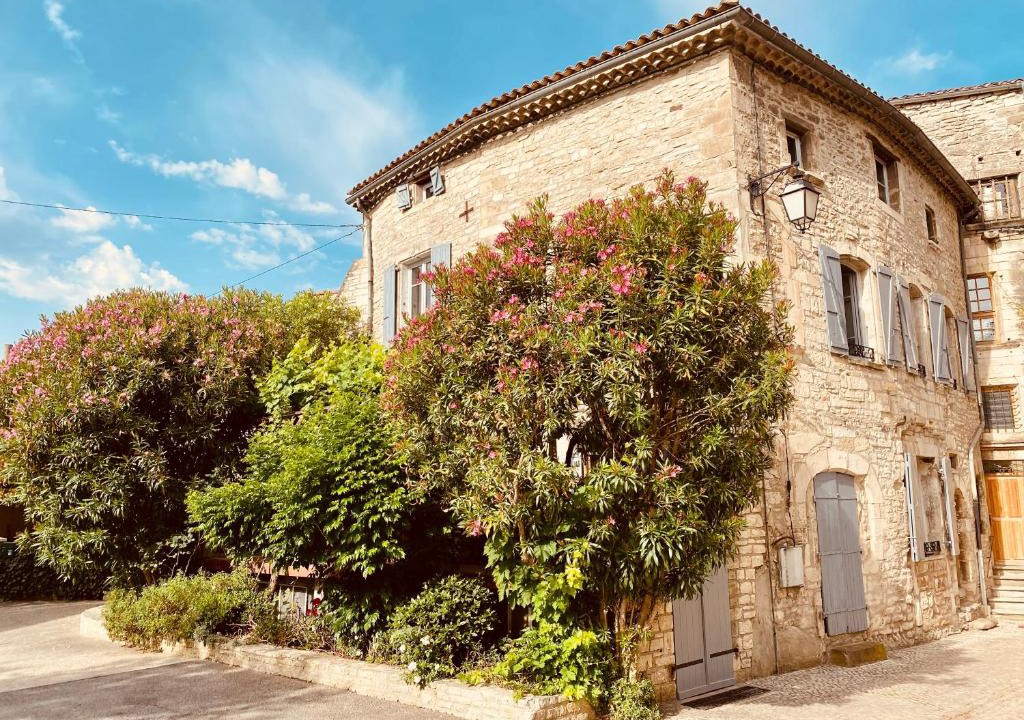 Barjac Bed & Breakfast | Les Lauriers Roses - Maison d'Hôtes