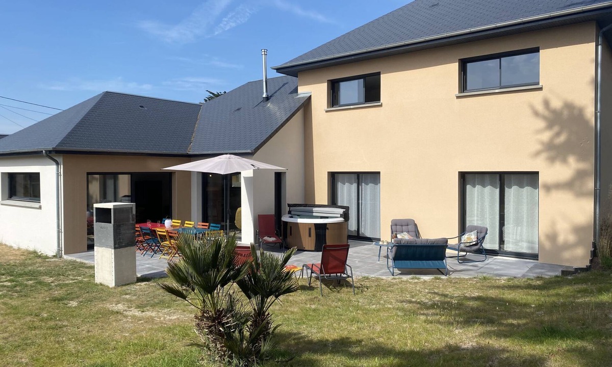 Denneville House | Les lilas by Interhome