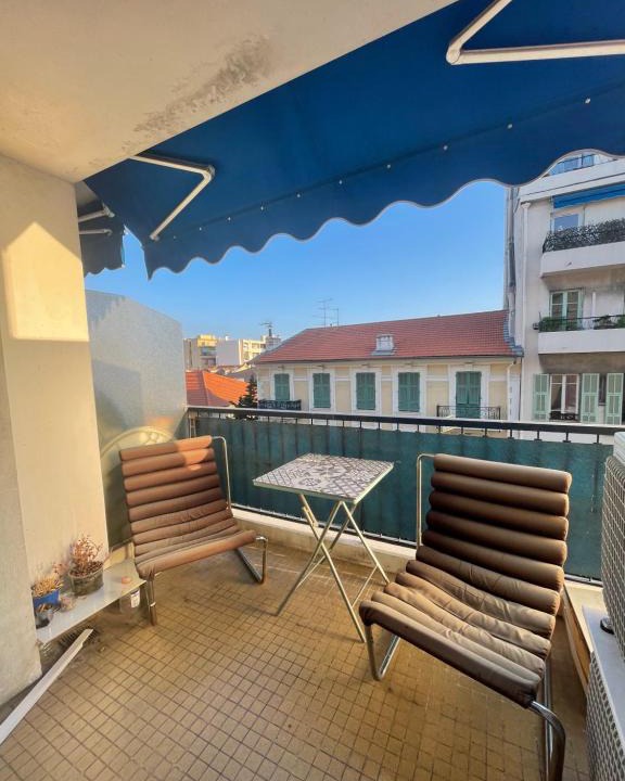 Vernier Apartment | Les Lilas ~ Clim ~ Terrasse