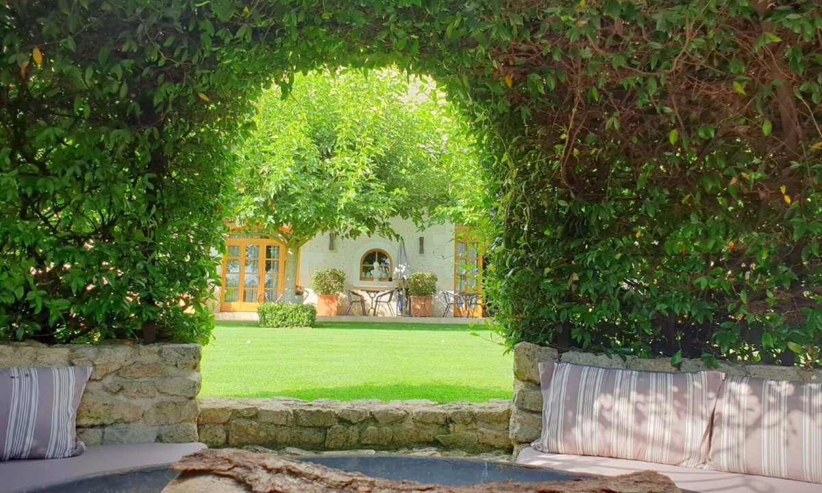 Pontlevoy Hotel | Les Loges de Saint Eloi