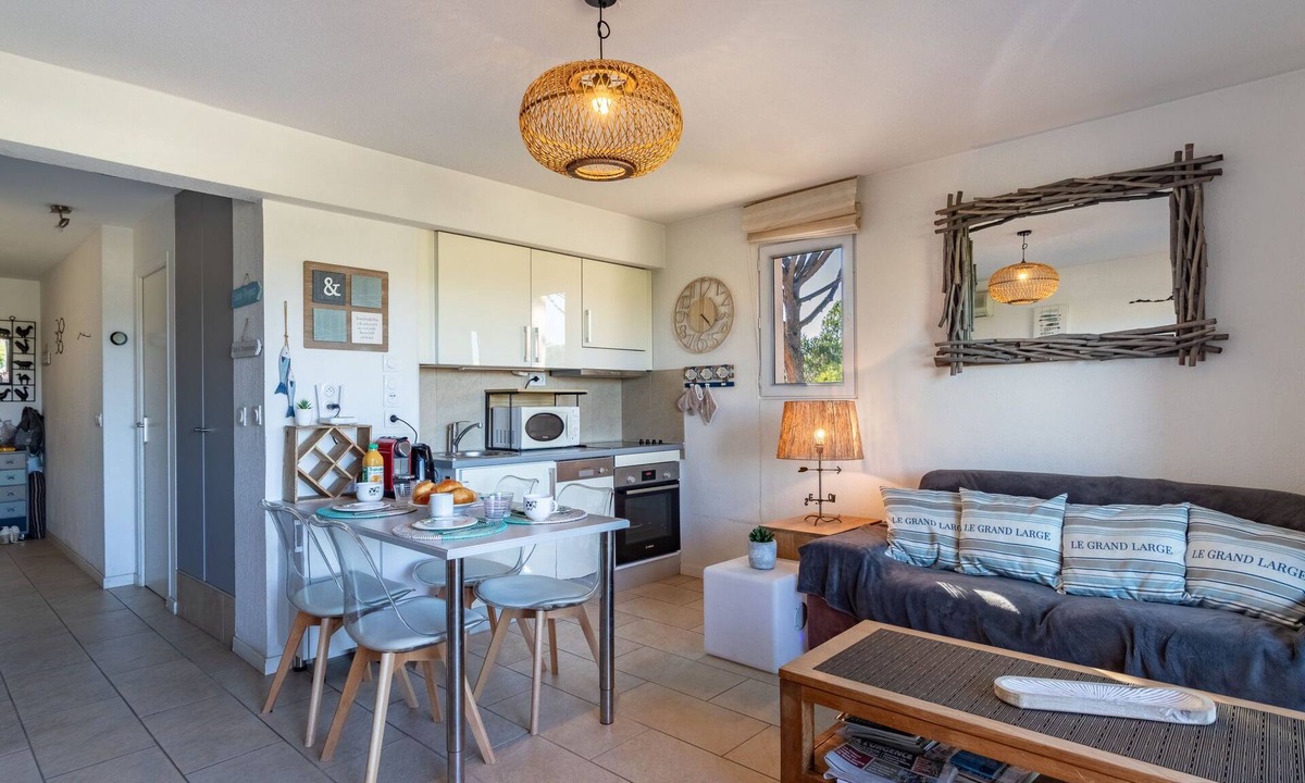 Gassin Apartment | Les Marines de Gassin by Interhome