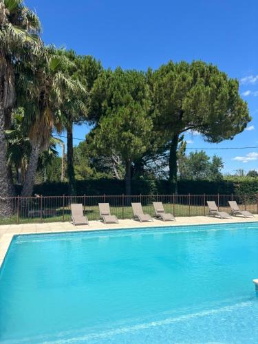 Lunel Hotel | Les Mimosas