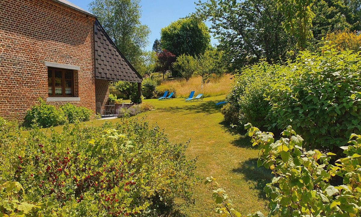 Saint-Hilaire-sur-Helpe Bed & Breakfast | Les Mout'Anes