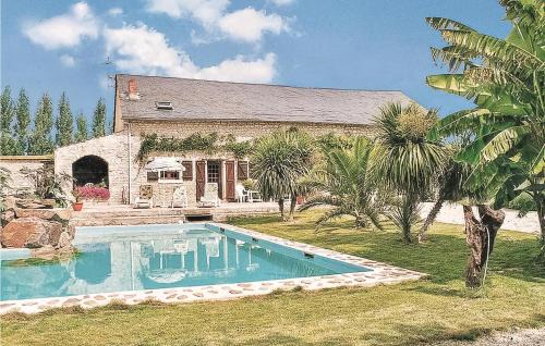 Les Magnils-Reigniers House | Les Nouelles