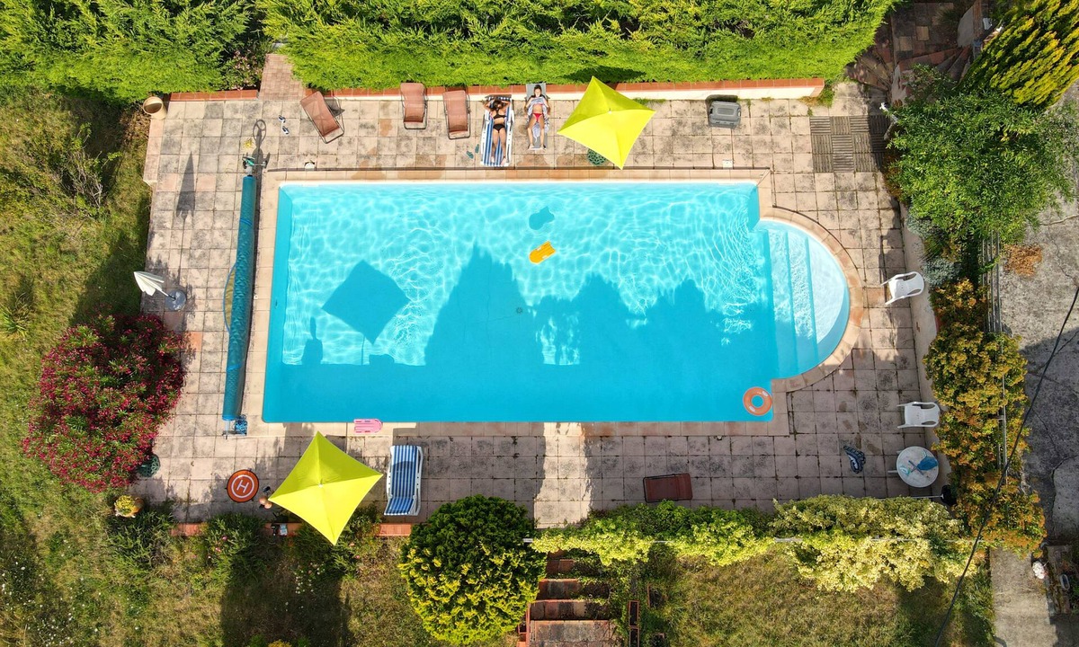 L'Isle-Jourdain Cottage | Les Oiseaux du Fiouzaire