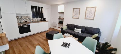 Anduze Apartment | Les Olivettes - Appartement calme au coeur d'Anduze