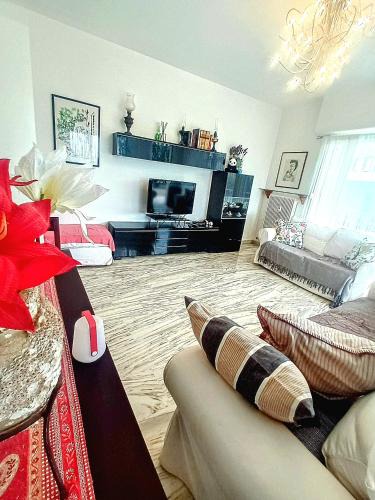 Roquebrune-Cap-Martin Apartment | Les Oliviers Big Terrace&Pool Comfy