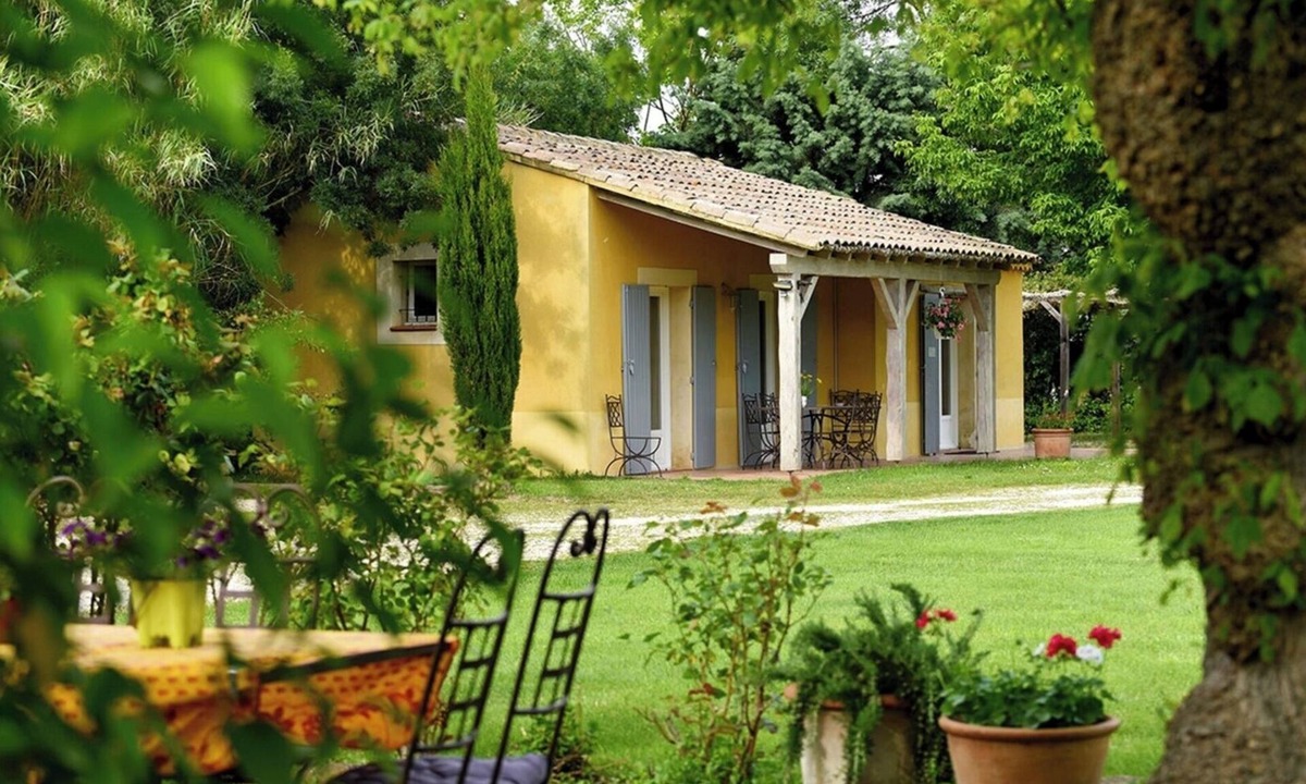 Caderousse House | Les Oliviers Charming Cottage For 6 and Pool Nature