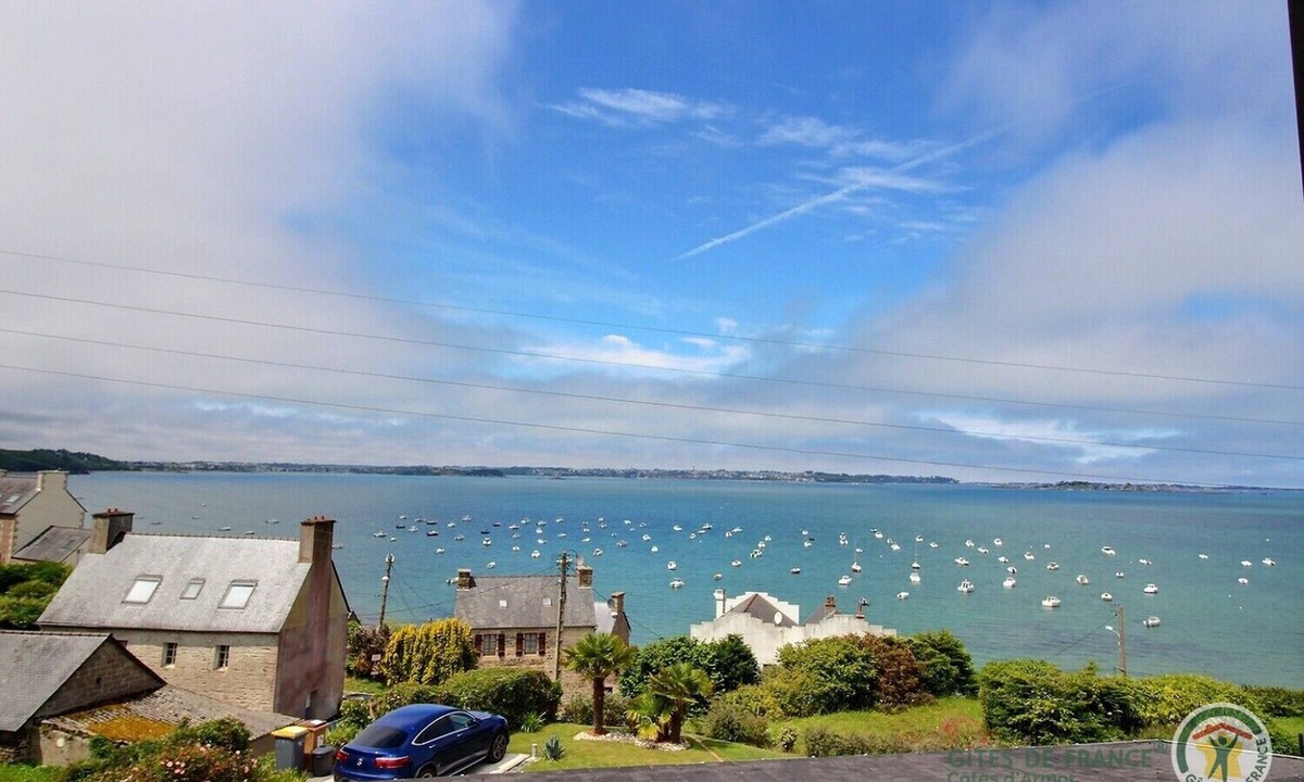 Plouezec House | Les Pieds Dans L'eau