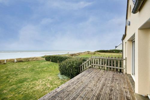 Denneville House | Les Pieds dans l'eau - Front de Mer