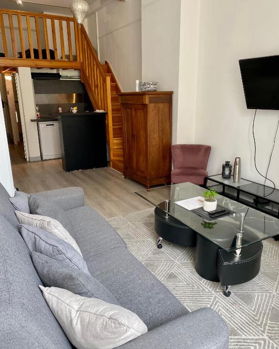 Trouville-sur-Mer Apartment | Les pieds dans l'eau