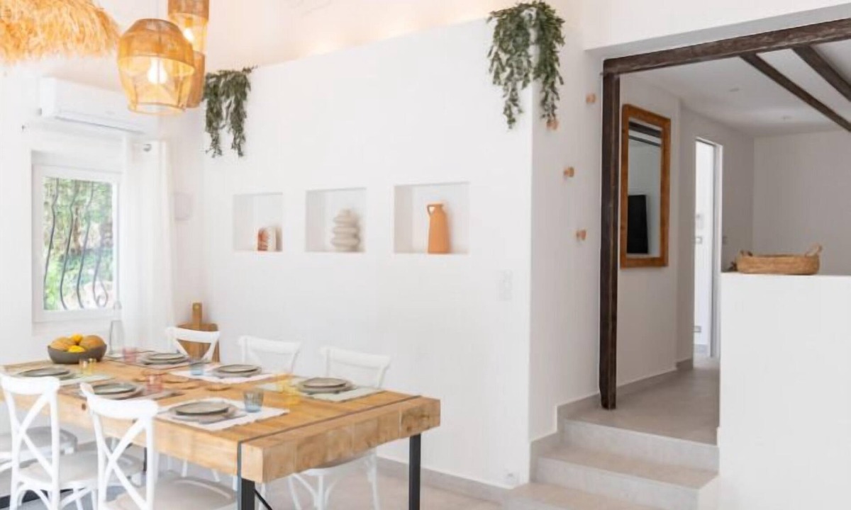 Argeles-sur-Mer Hotel | Les Pierres De La Massane