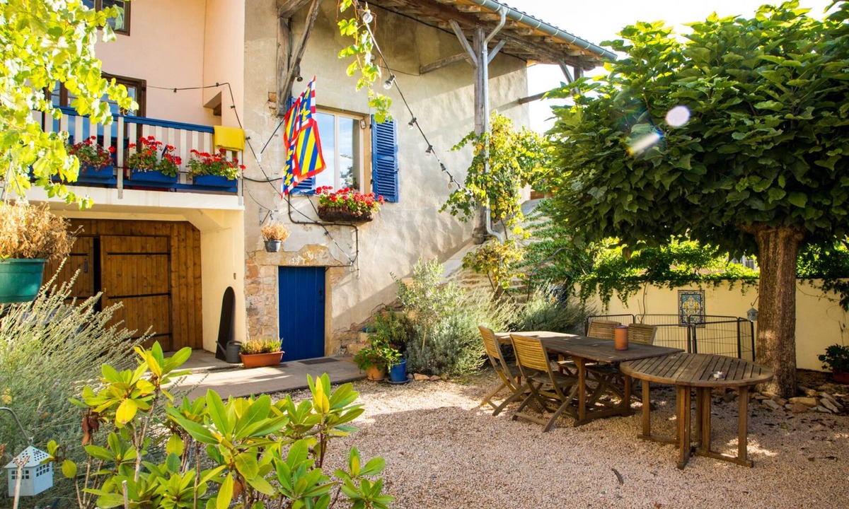 Aze Bed & Breakfast | Les Portails Bleus