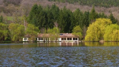 Barbazan House | Les Pyrénées au bord de l'eau