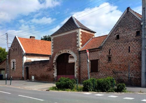 Haspres House | Les racines