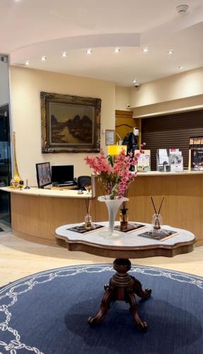 Givet Hotel | Les Reflets Jaunes