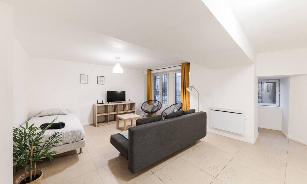 Moret-sur-Loing Apartment | Les Remparts du Loing