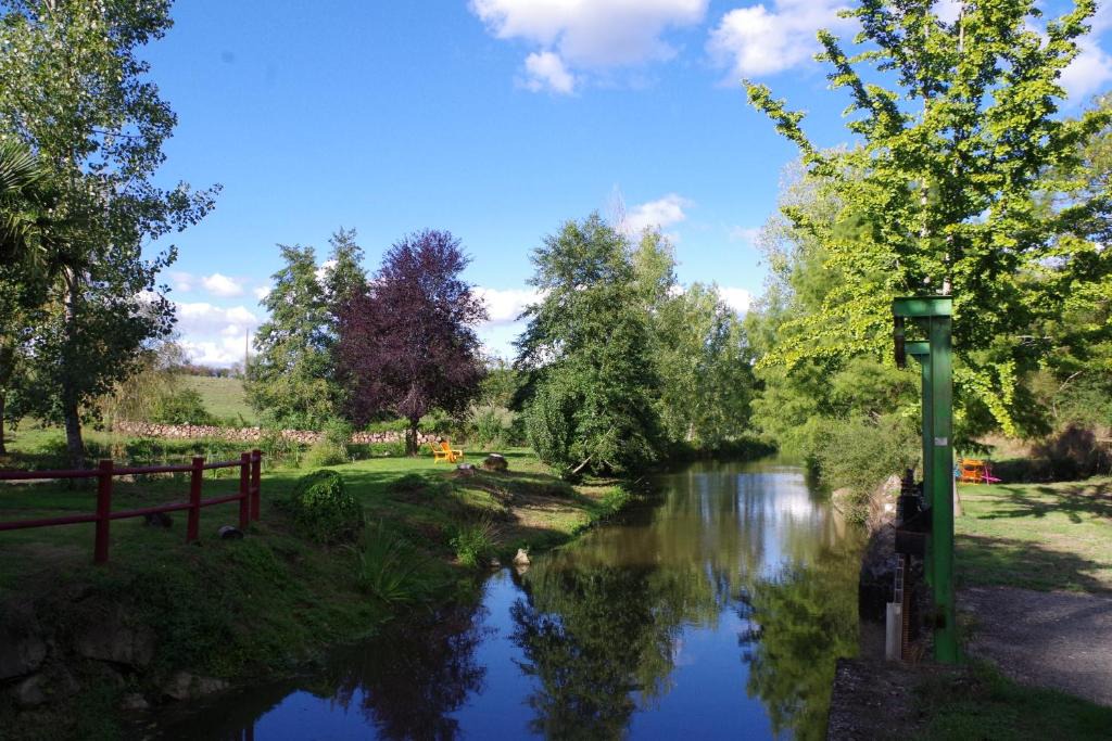 Le Boupere House | Les Rives du Lay