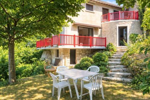 Courcay House | Les rives enchantées