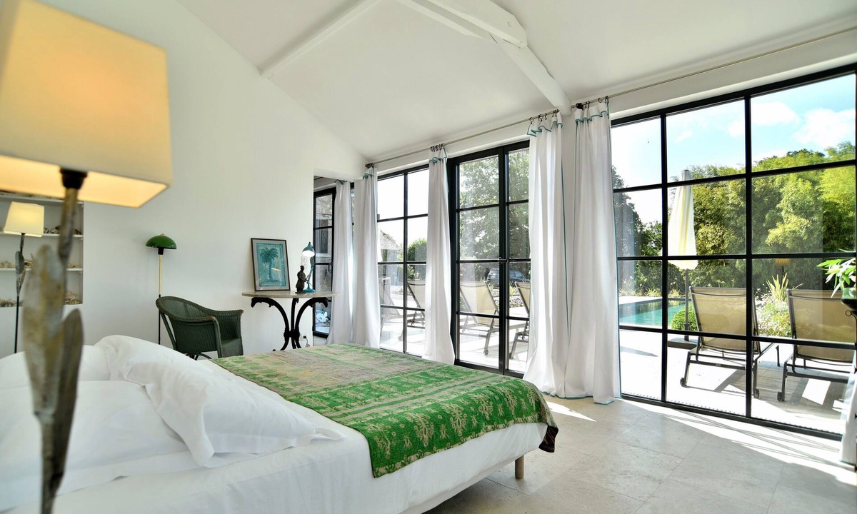 Roz-sur-Couesnon Villa | Les Roches Bleues - Climatisée avec piscine et jacuzzi