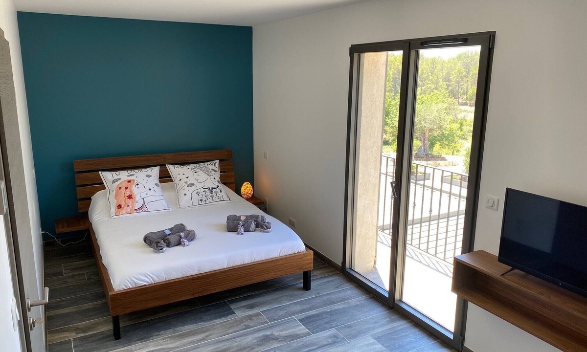 Saint-Paul-en-Foret Bed & Breakfast | Les Roches de Baudisset