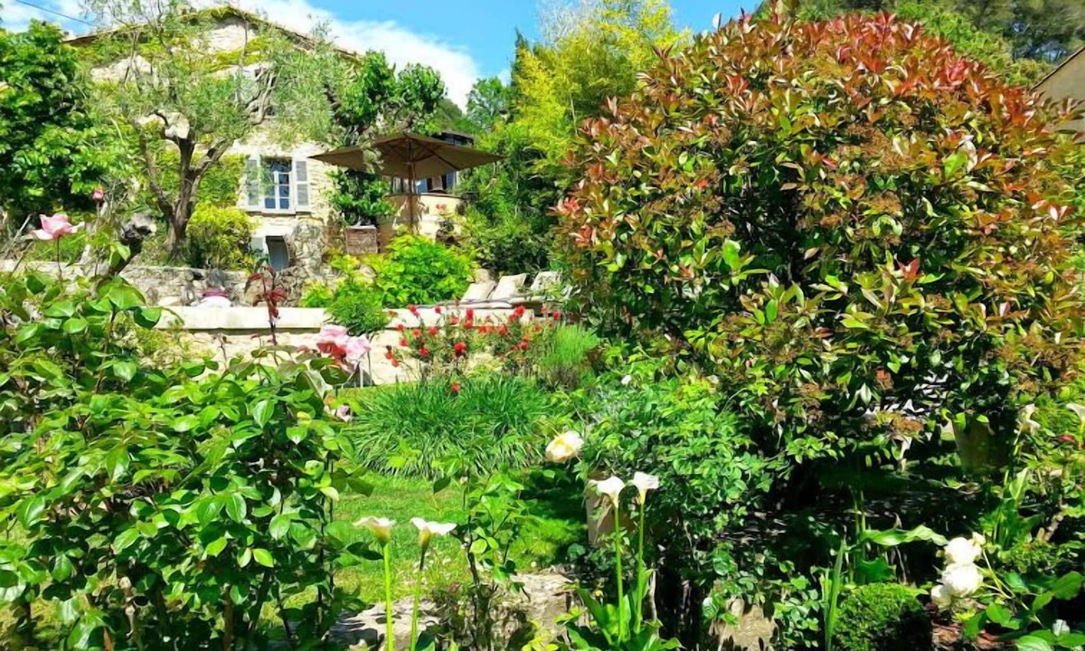 Mougins Bed & Breakfast | Les Rosées