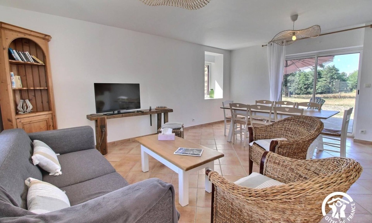 Nivillac House | Les Roses Trémières - NIVILLAC