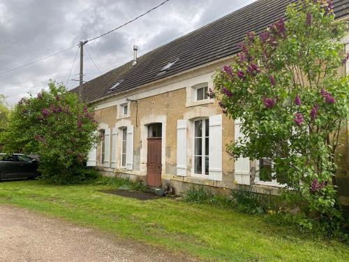 Saint-Sauveur-en-Puisaye House | Les Roudons