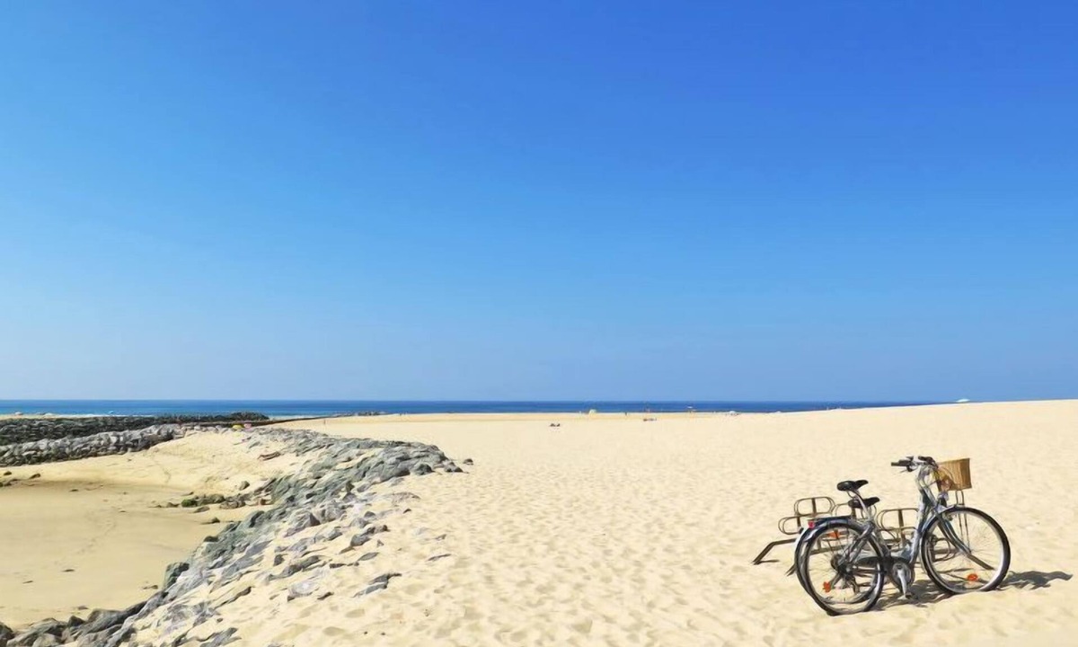 Vieux-Boucau-les-Bains Apartment | Les Sables d’Or T4 by Interhome