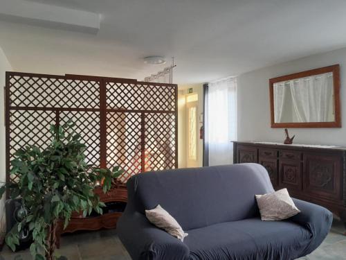 Saint-Urbain-Maconcourt House | Les sabots de Jeanne d'Arc