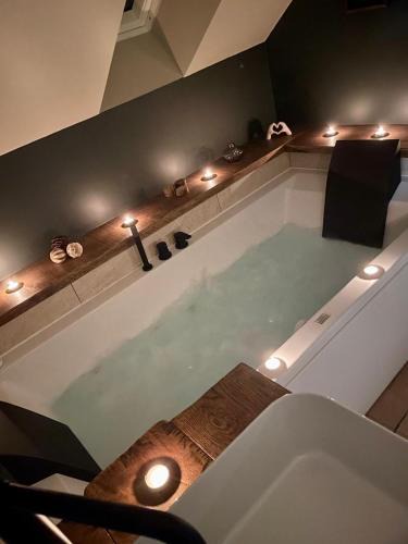 Etaples Apartment | Les Secrets de la Baie - le Refuge - parenthèse enchantée avec Spa privatif