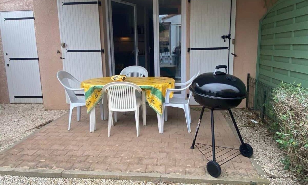 Vendres House | Les Soleillades – Cosy Holiday Cottage