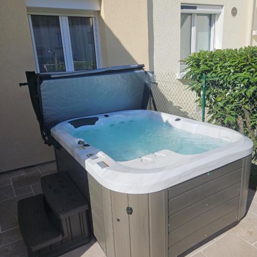 Saint-Avertin House | Les Sorbiers & spa