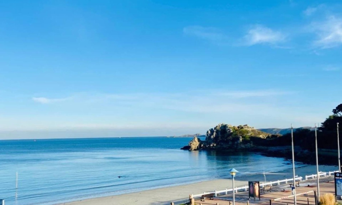Perros-Guirec Apartment | Les Studios de la Côte Roz - Vue Mer - Ecume