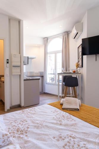 Les Platanes Apartment | Les suites du pont Joffre