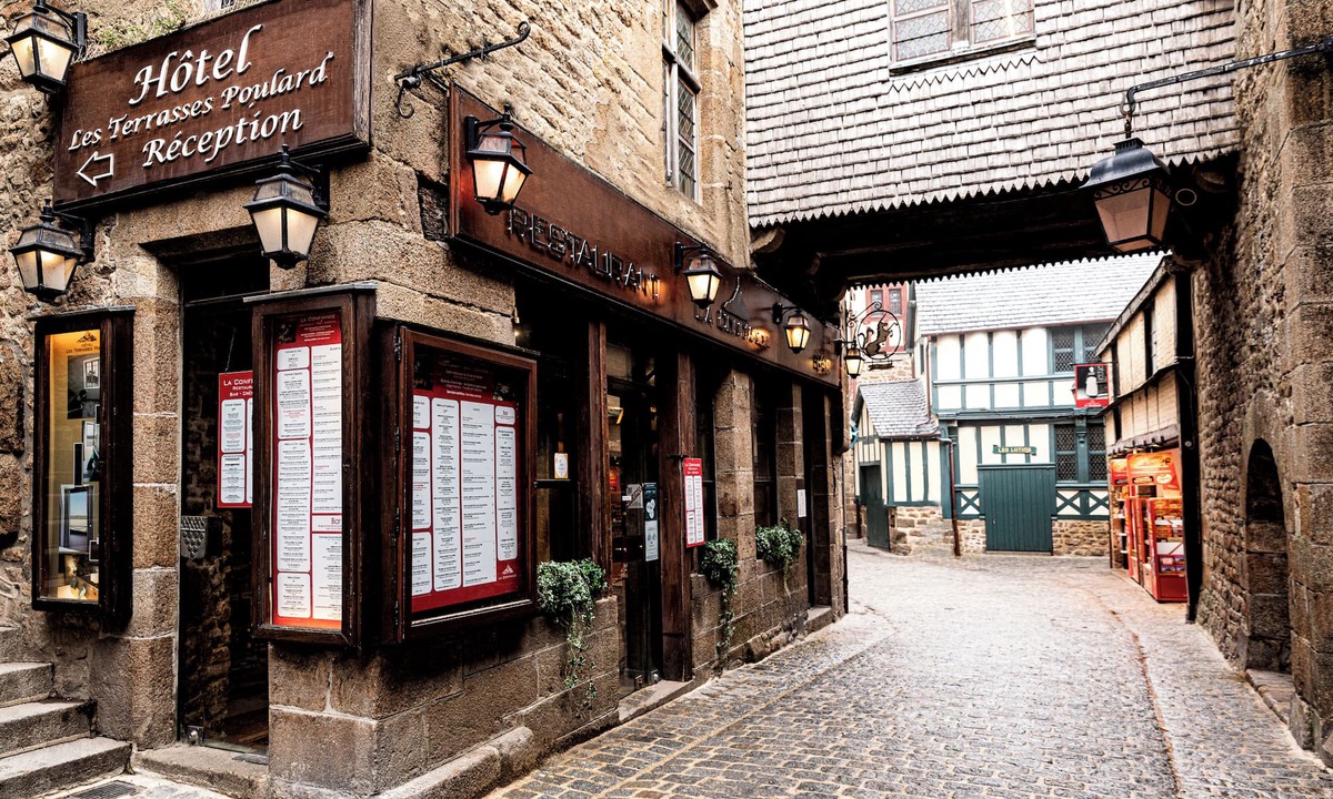 Le Mont-Saint-Michel Hotel | Les Terrasses Poulard