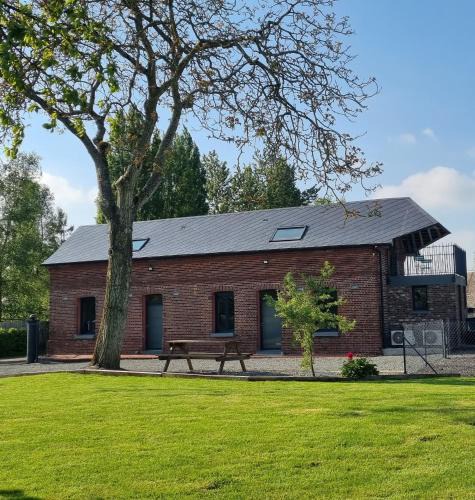 Trepied House | Les terres de Marie - Le Chêne et Le Hêtre