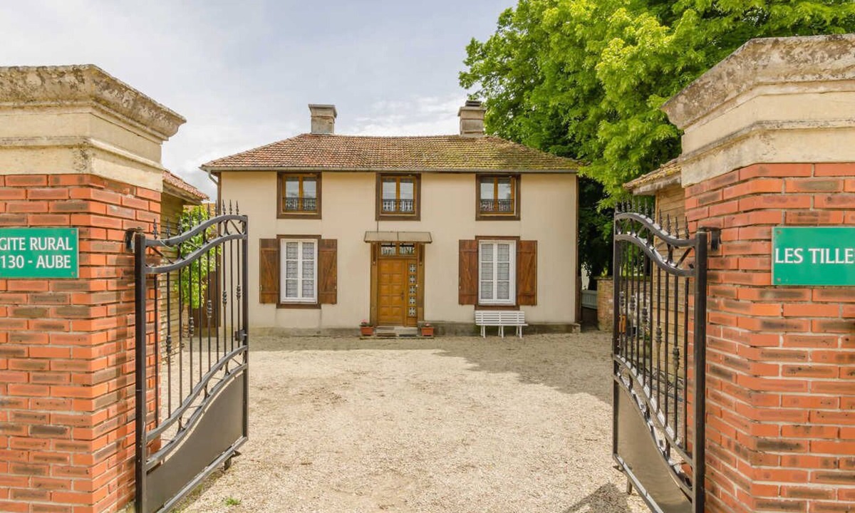 Arrembecourt House | Les Tilleuls - Arrembecourt