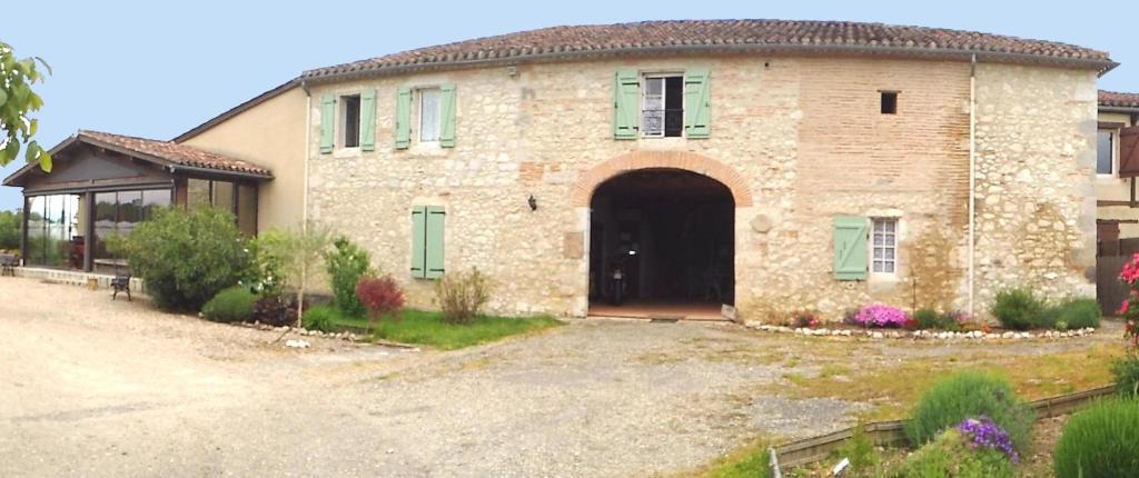 Feugarolles Bed & Breakfast | les tilleuls de la voie verte