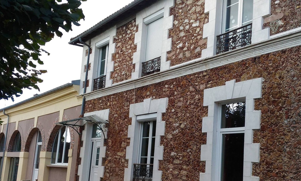 Chailly-en-Biere Bed & Breakfast | Les Tilleuls