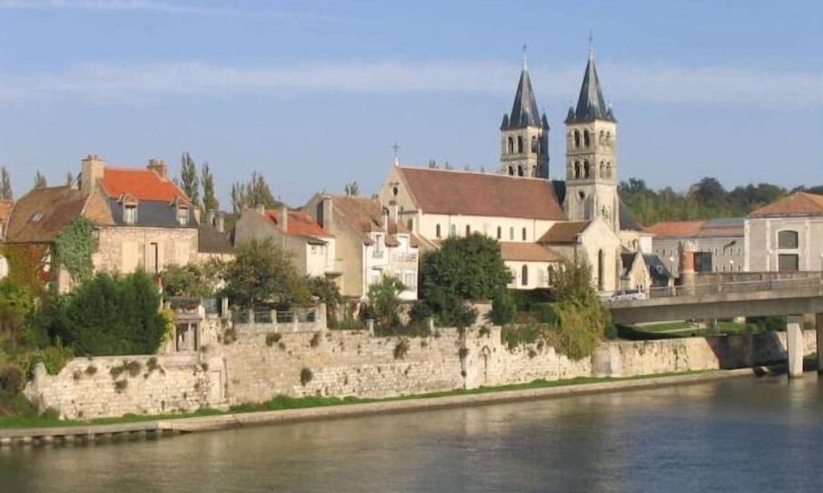 Melun Apartment | Les Toits D'ambroise