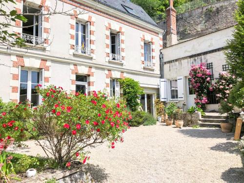 Rochecorbon Bed & Breakfast | Les Troglos de la Tufolière
