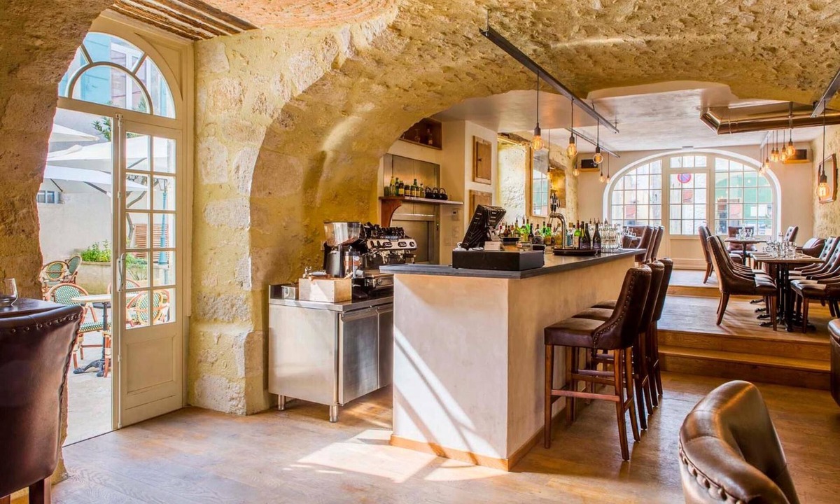Condom Hotel | Les Trois Lys