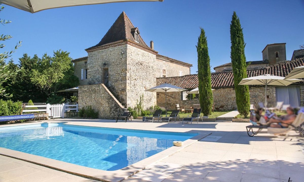 Donnazac Bed & Breakfast | Les Vents Bleus Gîte Raisin