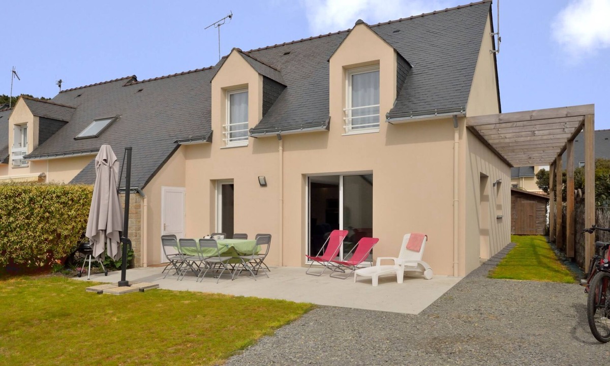 La Turballe House | Les Volets Bleus by Interhome
