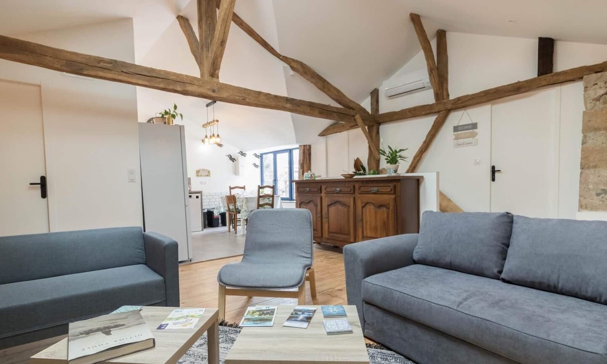 Pointis-Inard House | Les Volets Bleus - POINTIS INARD
