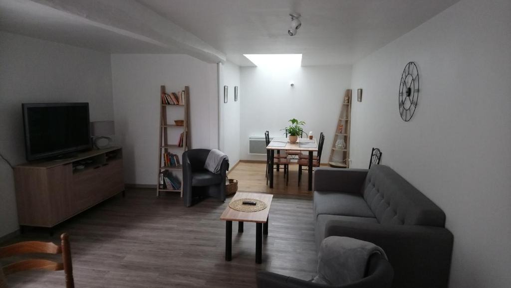 Trainel House | Les volets verts