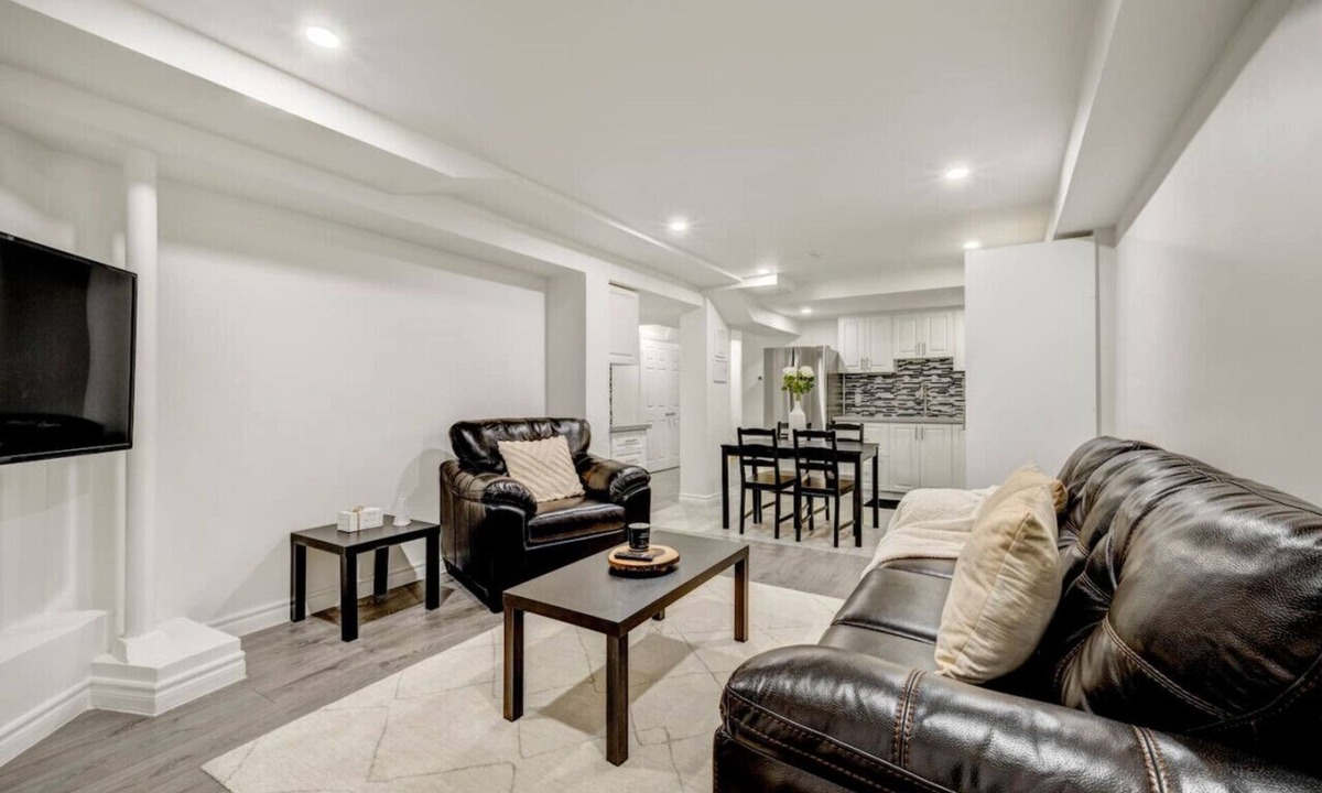 Milton Apartment | LetitBnb: Tranquil Terrace
